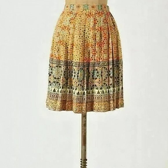 EUC Anthropologie Tanvi Kedia Rotational Symmetry Skirt size: 2 - Picture 2 of 7